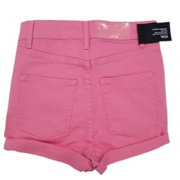 NWT Cheap Monday High-Rise Shorts Size 24 Second Skin Denim Strawberry Pink - Picture 4 of 10